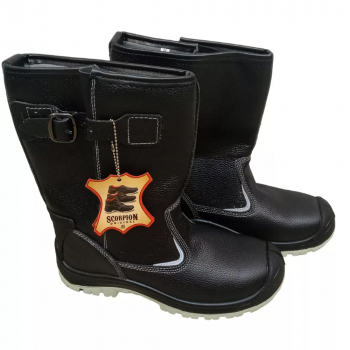 Сапоги МП, СКОРПИОН р. 40 от компании Сварнов в Казани